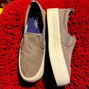 SPERRY Gray Dock Shoes-Size 7.5